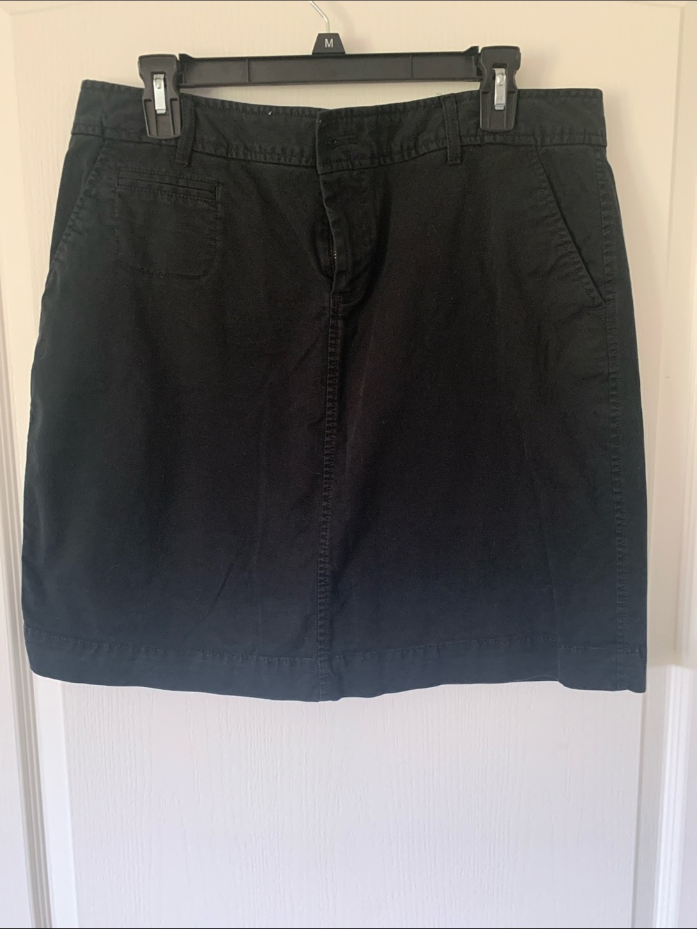 Old Navy Black “Mini” Skirt with Front Pockets